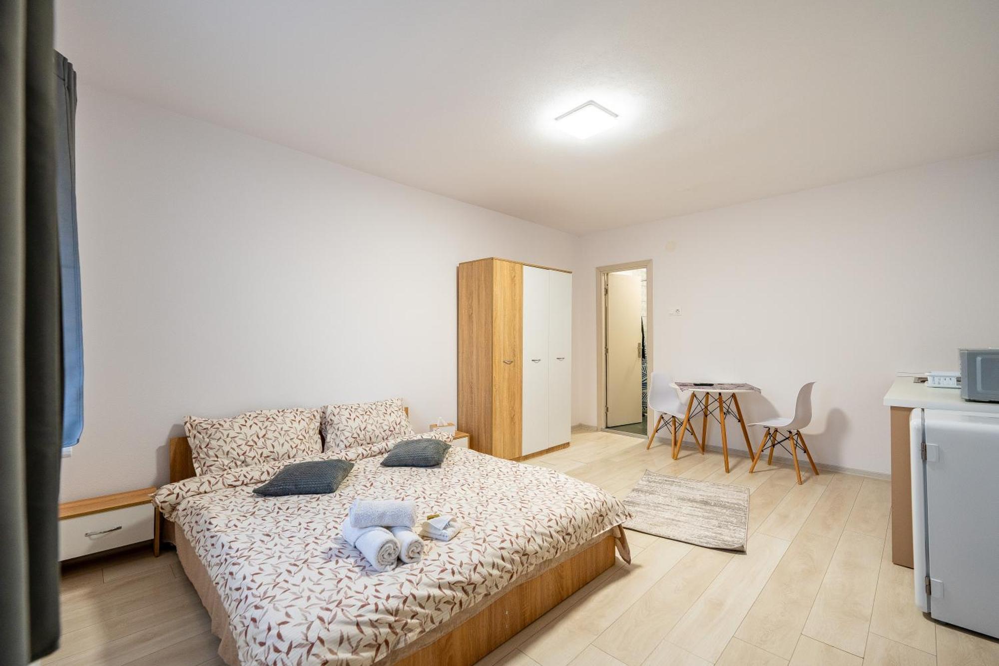 Hotel Yvett House Sfântu-Gheorghe Pokoj fotografie